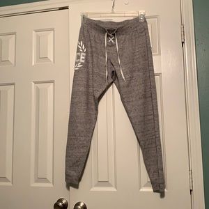 Justice active wear joggers euc